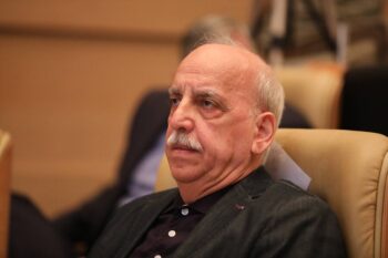 تحلیل عبده تبریزی از وضعیت بازار؛ بازار سرمایه در تعلیق